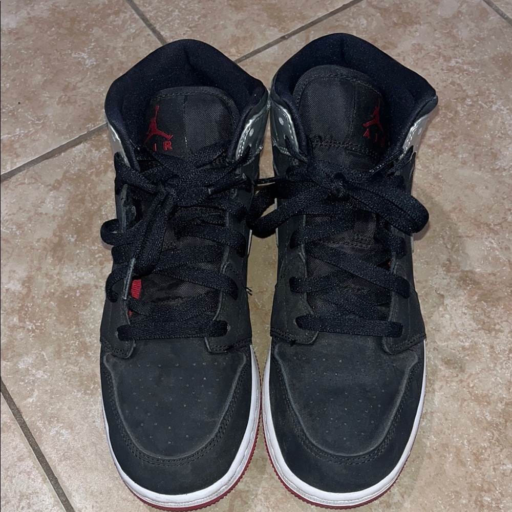 Boys sneakers